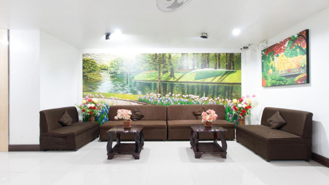 Reddoorz Plus Near Vigan City Commercial Center Exteriér fotografie