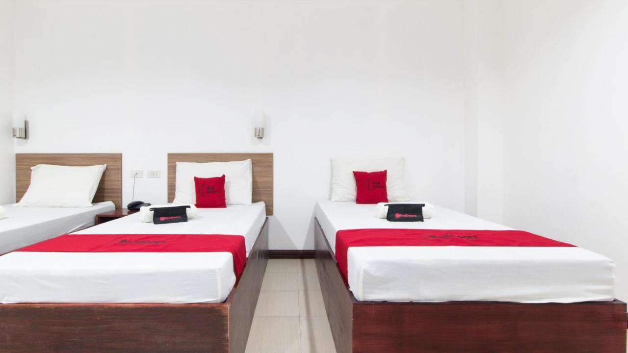 Reddoorz Plus Near Vigan City Commercial Center Exteriér fotografie