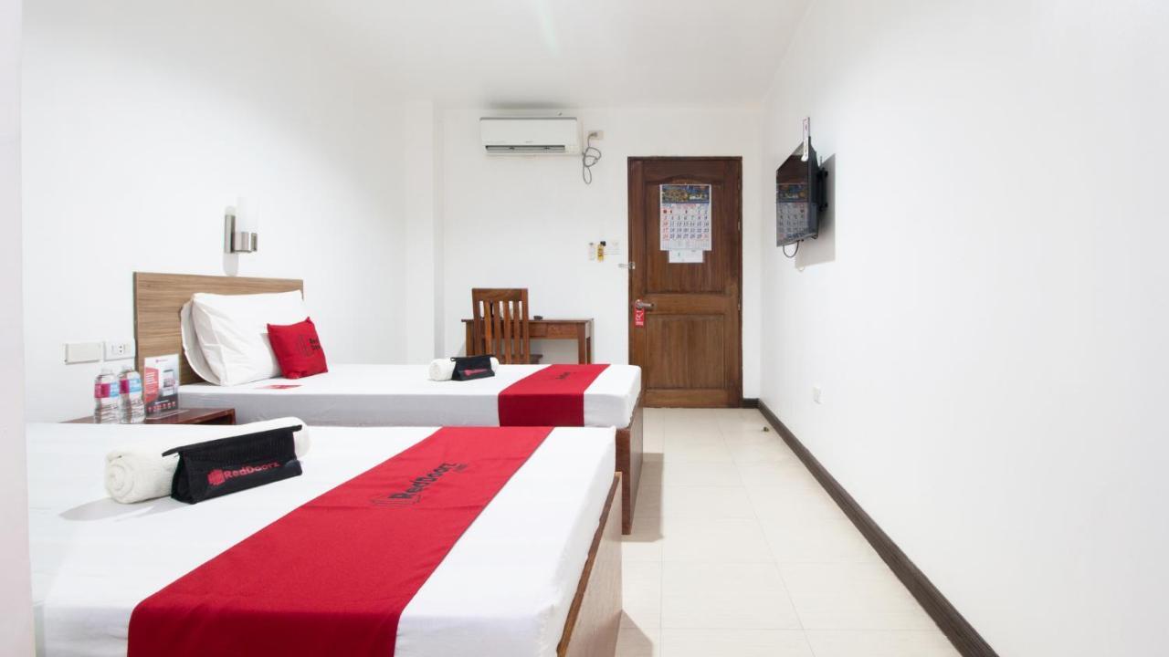 Reddoorz Plus Near Vigan City Commercial Center Exteriér fotografie