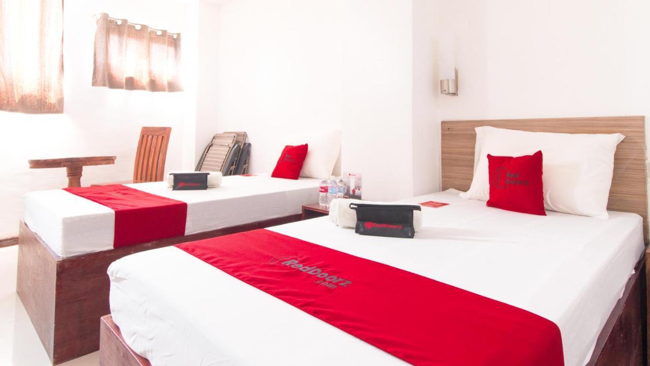 Reddoorz Plus Near Vigan City Commercial Center Exteriér fotografie